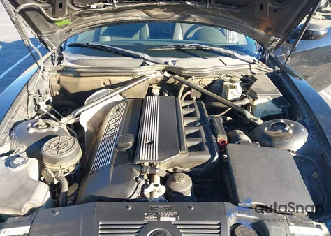 2005 BMW Z4 2.5I z USA, uszkodzony, nr VIN 4USBT33525LS55869